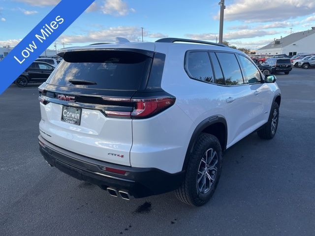 2024 GMC Acadia AWD AT4