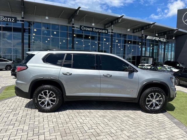 2024 GMC Acadia AWD AT4