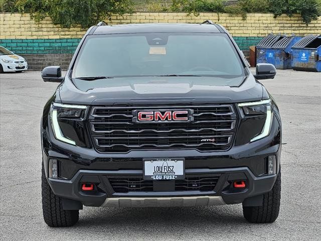 2024 GMC Acadia AWD AT4