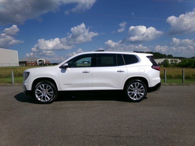 2024 GMC Acadia FWD Denali