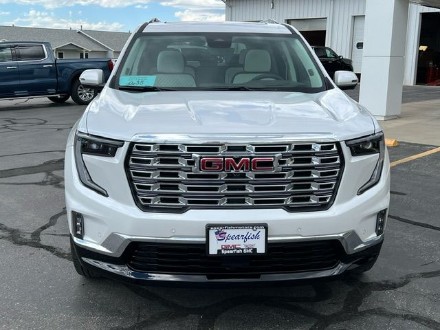 2024 GMC Acadia Denali