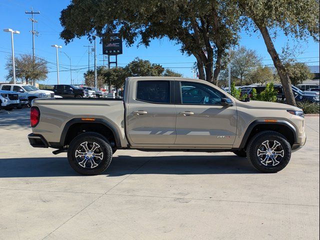 2024 GMC Canyon 4WD AT4