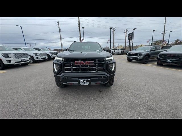 2024 GMC Canyon 4WD AT4