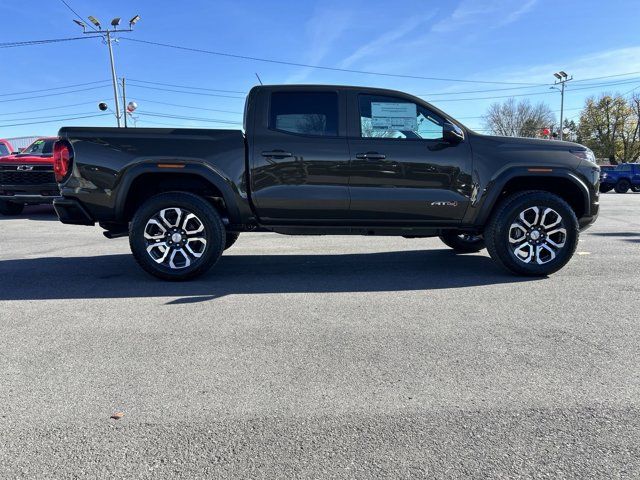 2024 GMC Canyon 4WD AT4