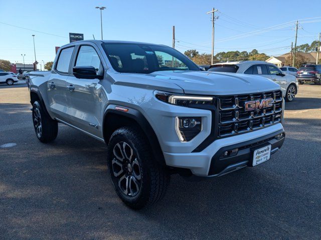 2024 GMC Canyon 4WD AT4