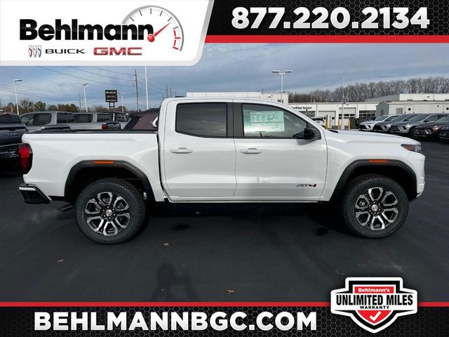 2024 GMC Canyon 4WD AT4