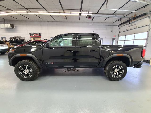 2024 GMC Canyon 4WD AT4