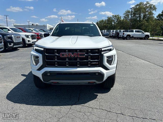 2024 GMC Canyon 4WD AT4