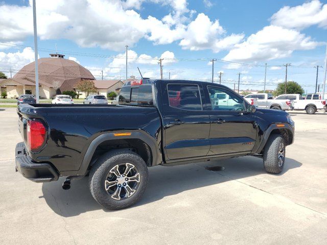 2024 GMC Canyon 4WD AT4