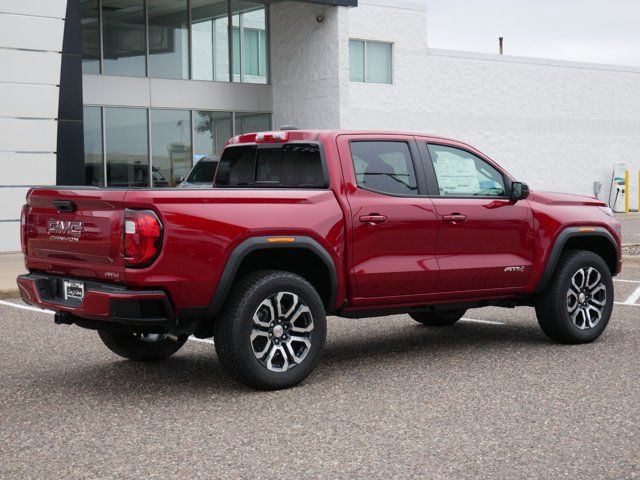 2024 GMC Canyon 4WD AT4