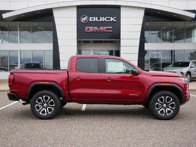 2024 GMC Canyon 4WD AT4