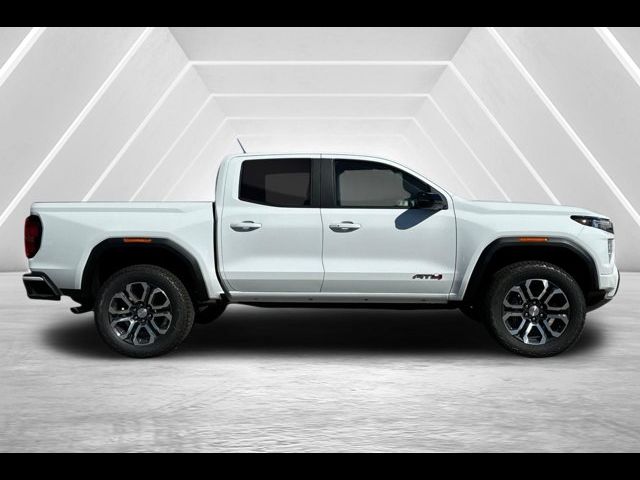 2024 GMC Canyon 4WD AT4