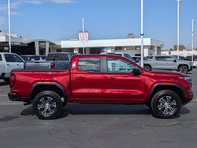 2024 GMC Canyon 4WD AT4