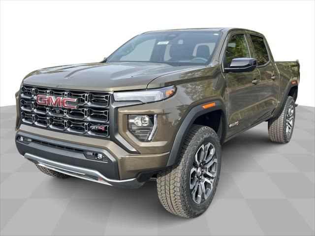 2024 GMC Canyon 4WD AT4