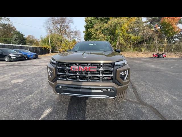 2024 GMC Canyon 4WD AT4