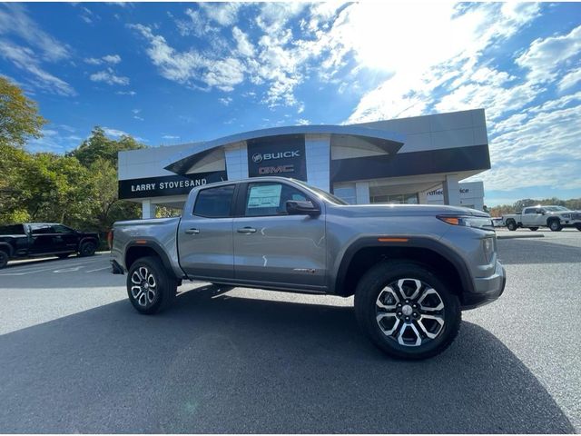 2024 GMC Canyon 4WD AT4