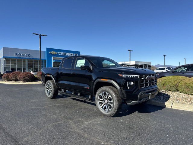 2024 GMC Canyon 4WD AT4