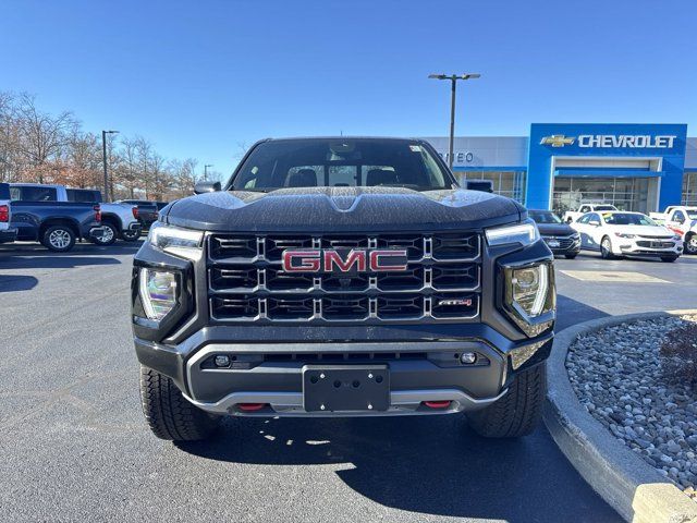 2024 GMC Canyon 4WD AT4