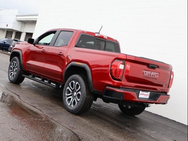 2024 GMC Canyon 4WD AT4