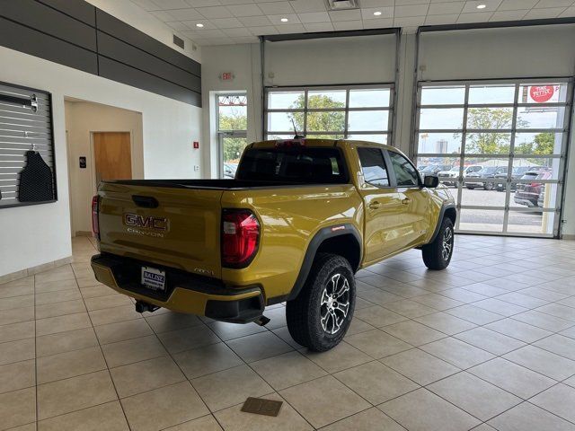 2024 GMC Canyon 4WD AT4