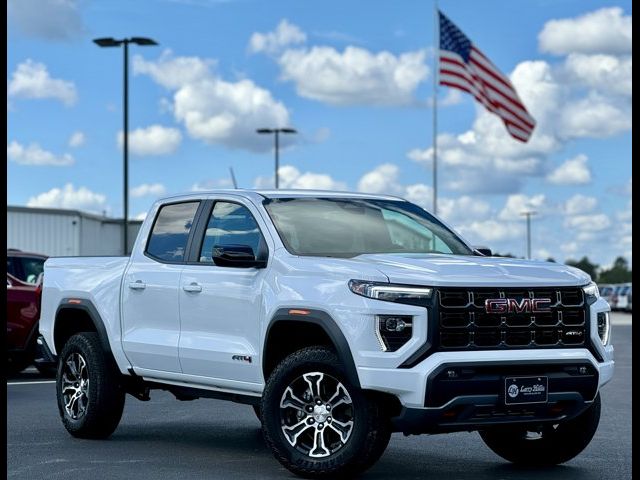 2024 GMC Canyon 4WD AT4