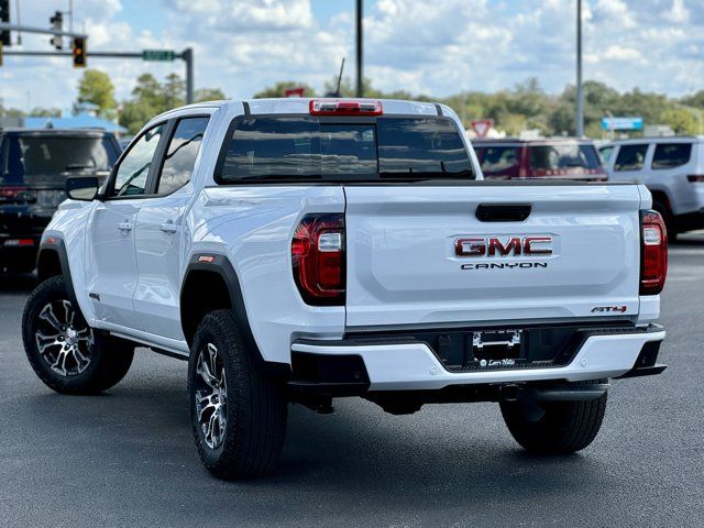 2024 GMC Canyon 4WD AT4