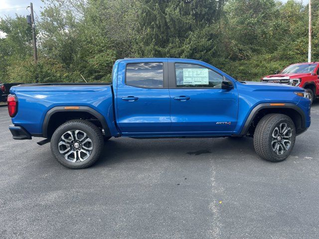 2024 GMC Canyon 4WD AT4