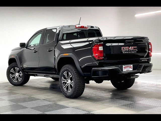 2024 GMC Canyon 4WD AT4