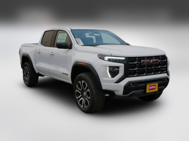 2024 GMC Canyon 4WD AT4