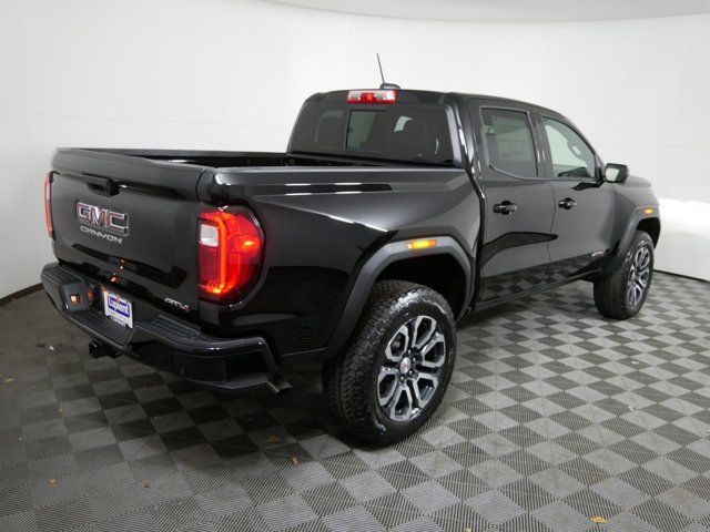 2024 GMC Canyon 4WD AT4