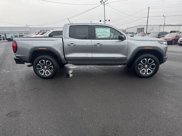 2024 GMC Canyon 4WD AT4