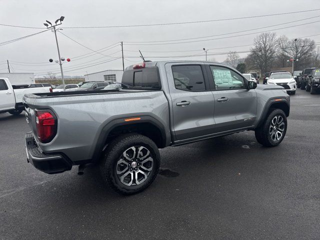 2024 GMC Canyon 4WD AT4