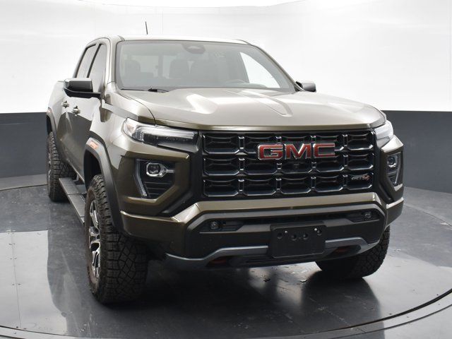 2024 GMC Canyon 4WD AT4