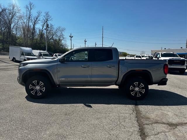 2024 GMC Canyon 4WD AT4