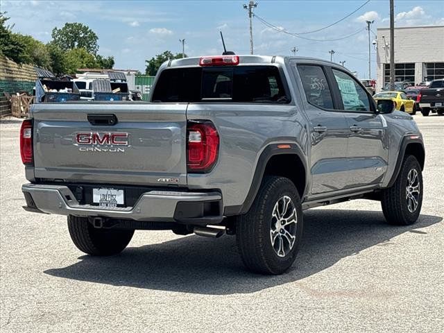 2024 GMC Canyon 4WD AT4