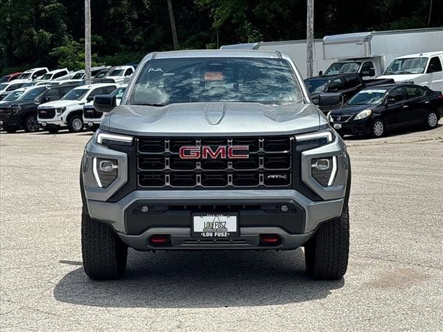 2024 GMC Canyon 4WD AT4