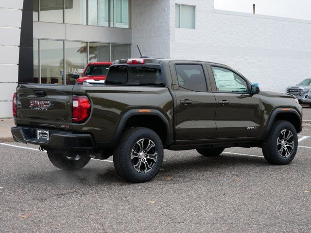 2024 GMC Canyon 4WD AT4