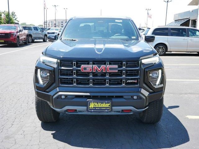 2024 GMC Canyon 4WD AT4