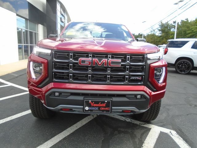 2024 GMC Canyon 4WD AT4