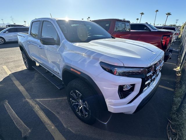 2024 GMC Canyon 4WD AT4