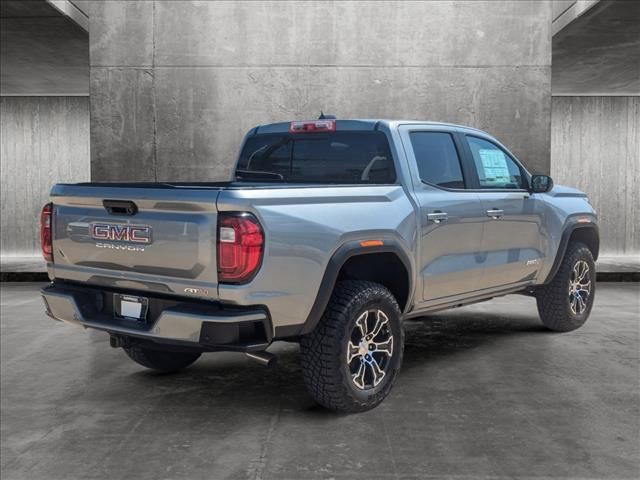 2024 GMC Canyon 4WD AT4