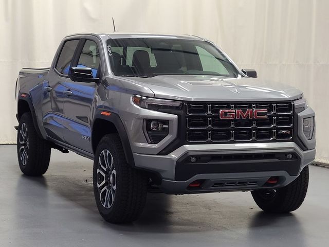 2024 GMC Canyon 4WD AT4