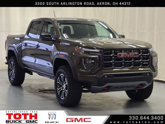 2024 GMC Canyon 4WD AT4