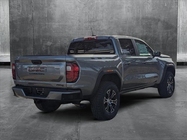 2024 GMC Canyon 4WD AT4