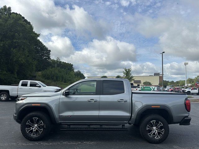 2024 GMC Canyon 4WD AT4