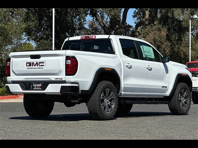 2024 GMC Canyon 4WD AT4