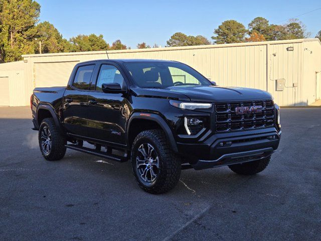 2024 GMC Canyon 4WD AT4