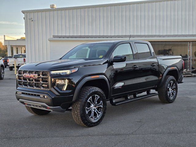 2024 GMC Canyon 4WD AT4