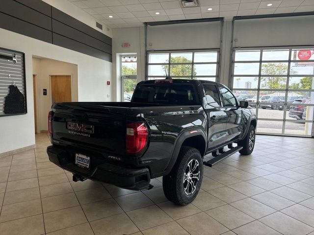 2024 GMC Canyon 4WD AT4