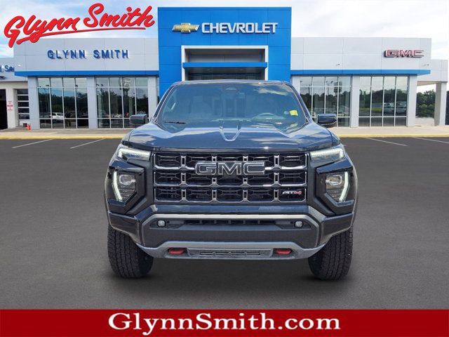 2024 GMC Canyon 4WD AT4